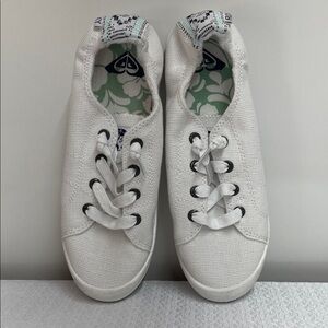 Roxy White Canvas Sneakers